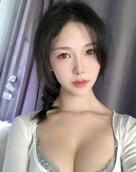 亚洲精品白浆_1080最新电影在线观看