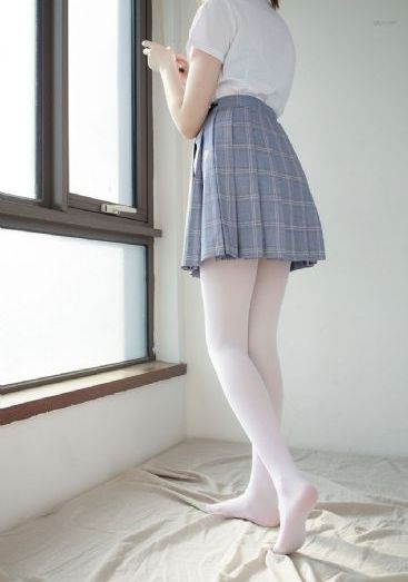 最新哺乳亚洲AV日韩AV二区_720神马影院手机在线