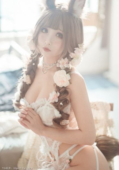 征服朋友美人妻小石_BD高清视频播放